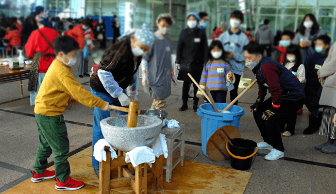 ラジオ体操、もちつき大会